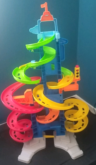 little tikes take turns skyway